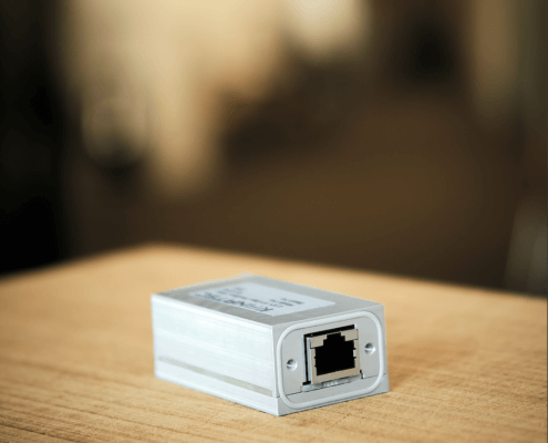 RI 4194 LAN 10 Gbps Feedthru Filter | Ranatec