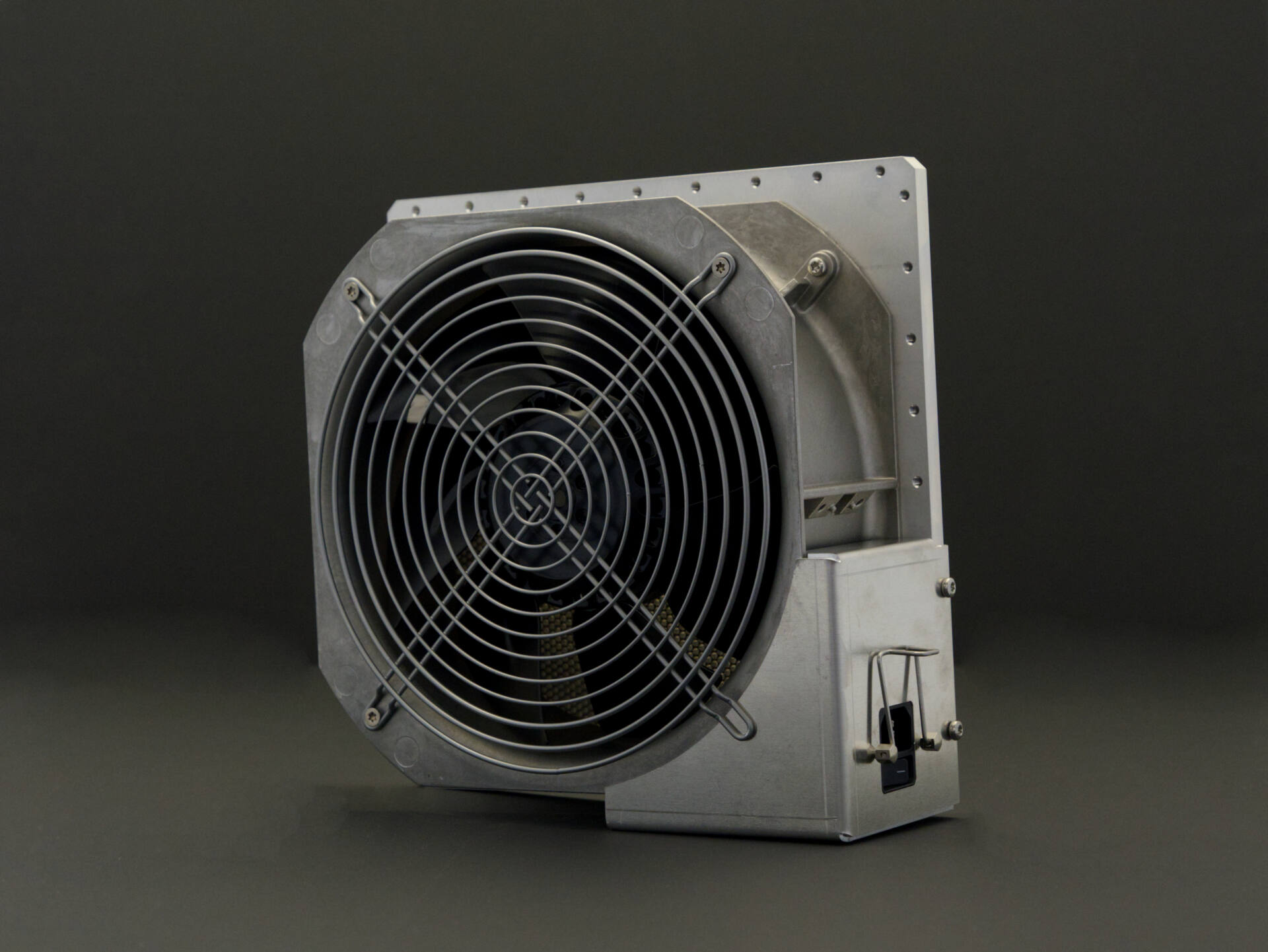 EMI Ventilation Panel RI 4910 - Image 3