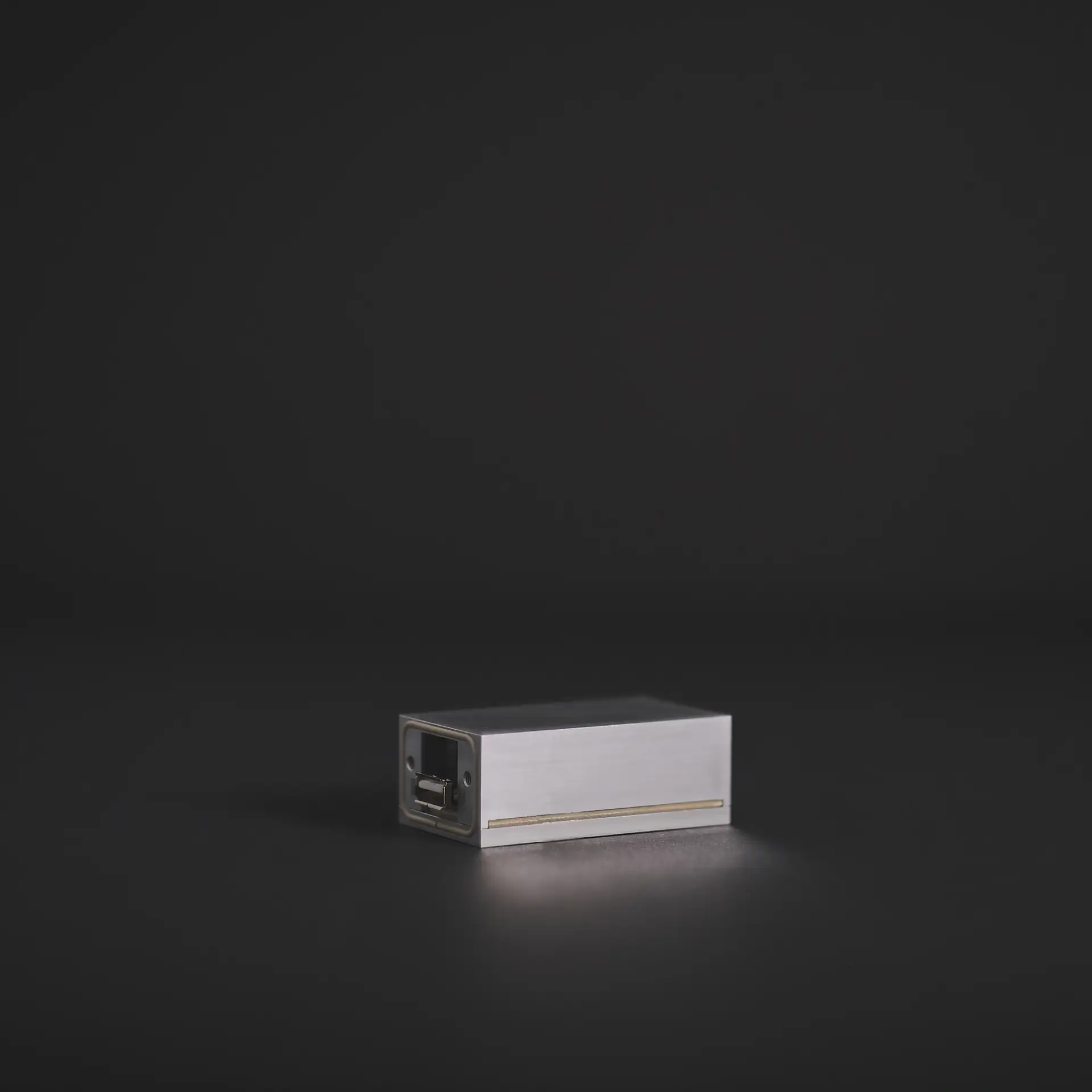 Feedthrough Filter RI 4185